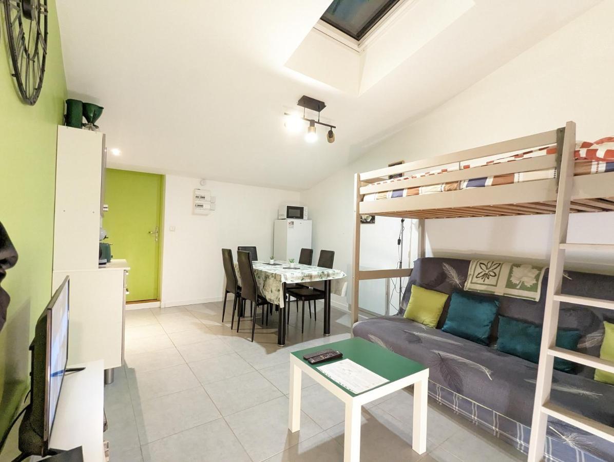 Appartement Entier Meuble A Beaumont Proche Futuroscope Et Poitiers Technopole Bagian luar foto