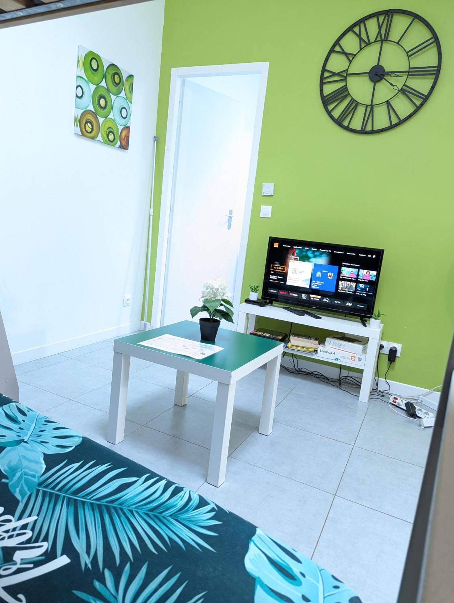Appartement Entier Meuble A Beaumont Proche Futuroscope Et Poitiers Technopole Bagian luar foto